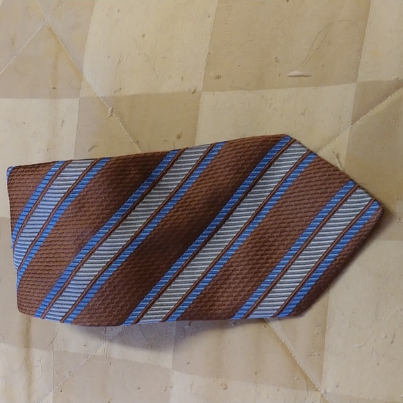 Alfred Sung vintage necktie - Picture 3 of 3